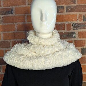 BCBGMAaxAzria White Fur Neck Warmer